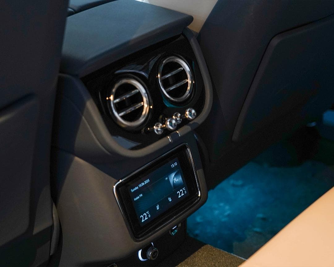 Bentley Bentayga - Image 3