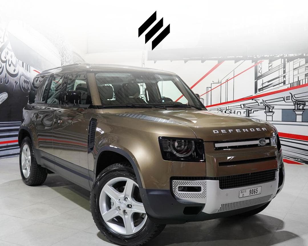 Land Rover Defender - Image 1