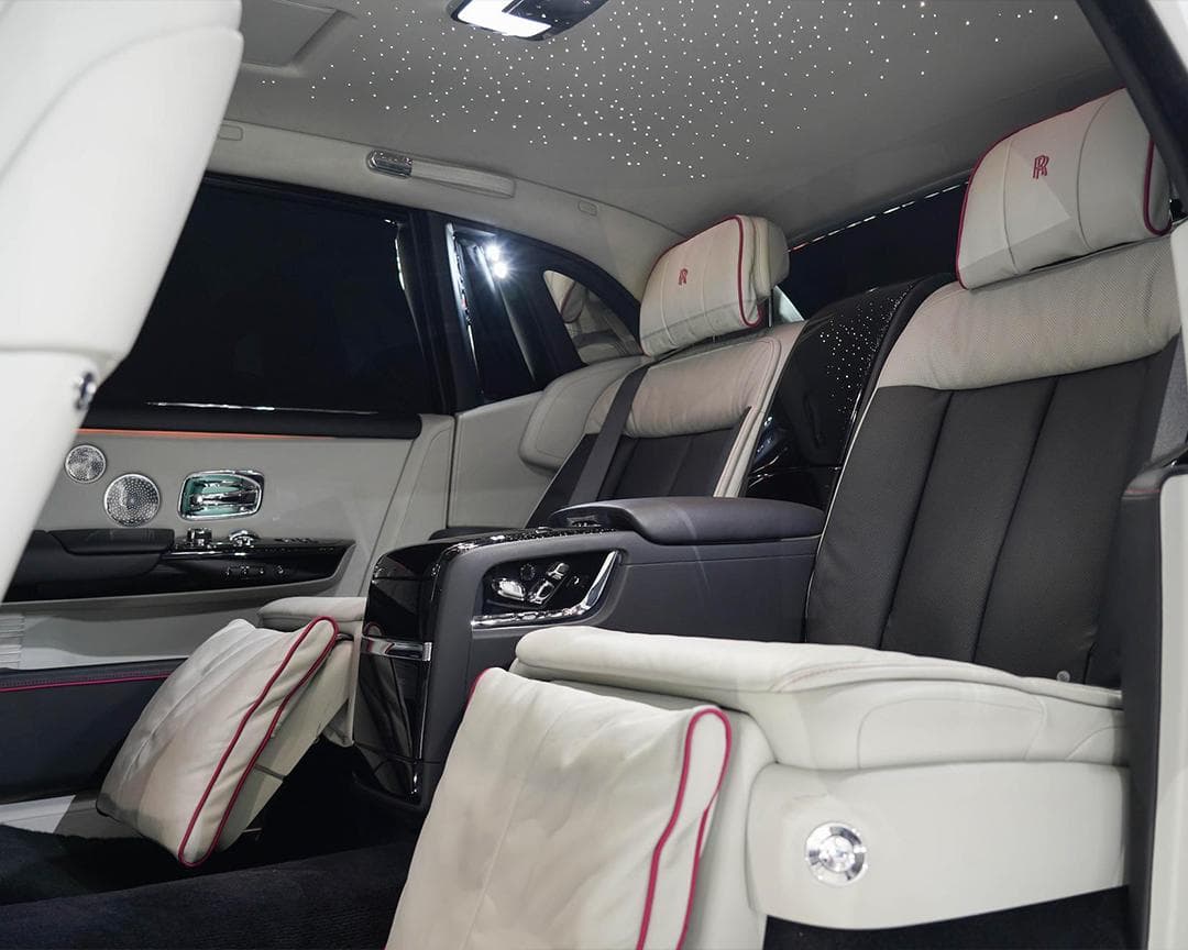 Rolls-Royce Phantom Extended Wheelbase - Image 2